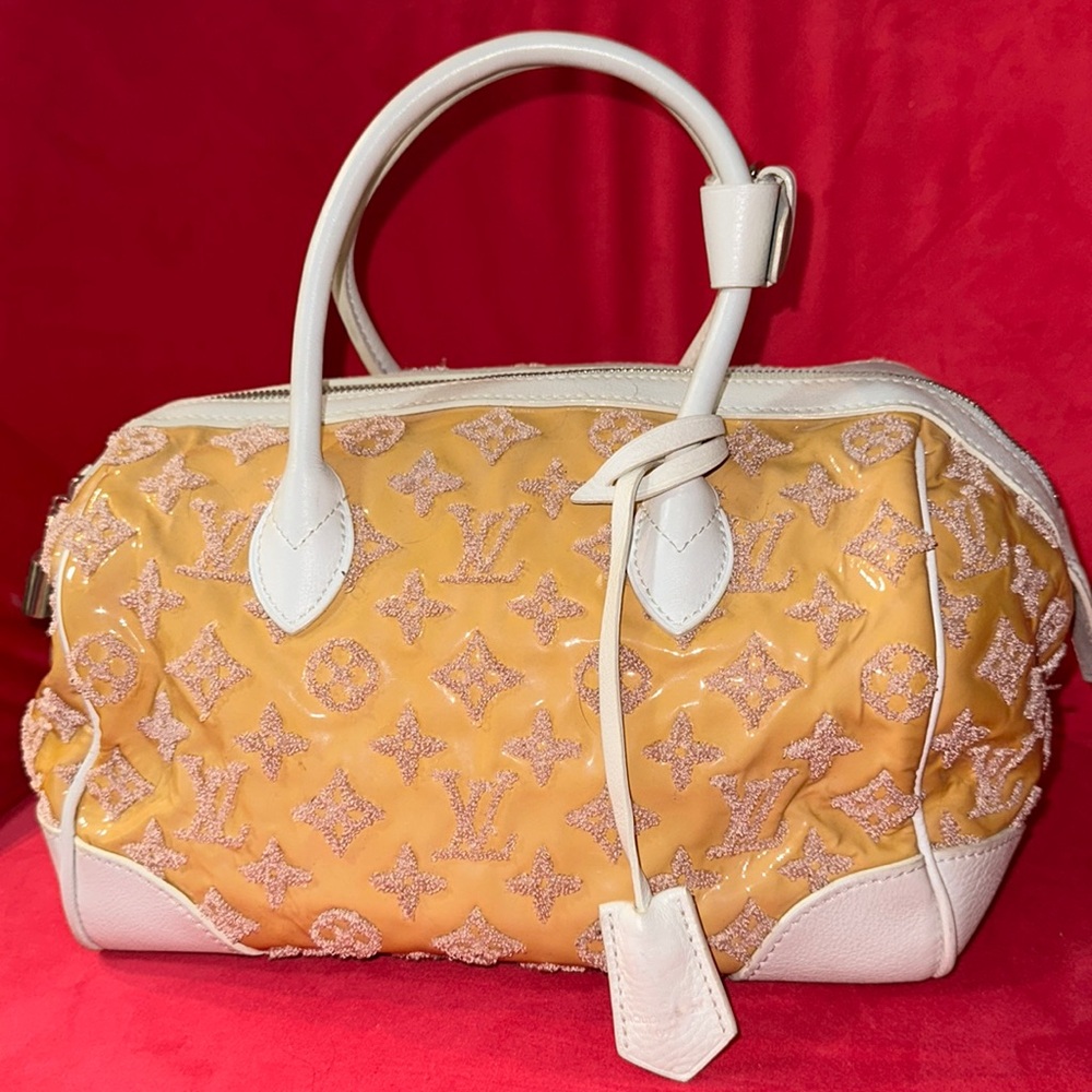 Louis Vuitton Limited Edition Rose Monogram Bouclettes Speedy Round Bag - Picture 16 of 16